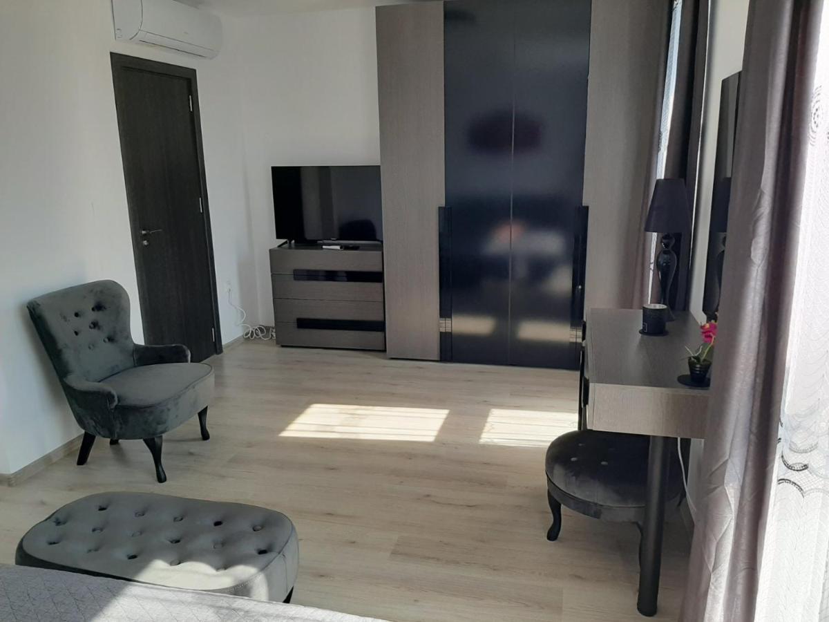 Апаратамент Deluxe1 Apartment Saints Constantine and Helena ภายนอก รูปภาพ